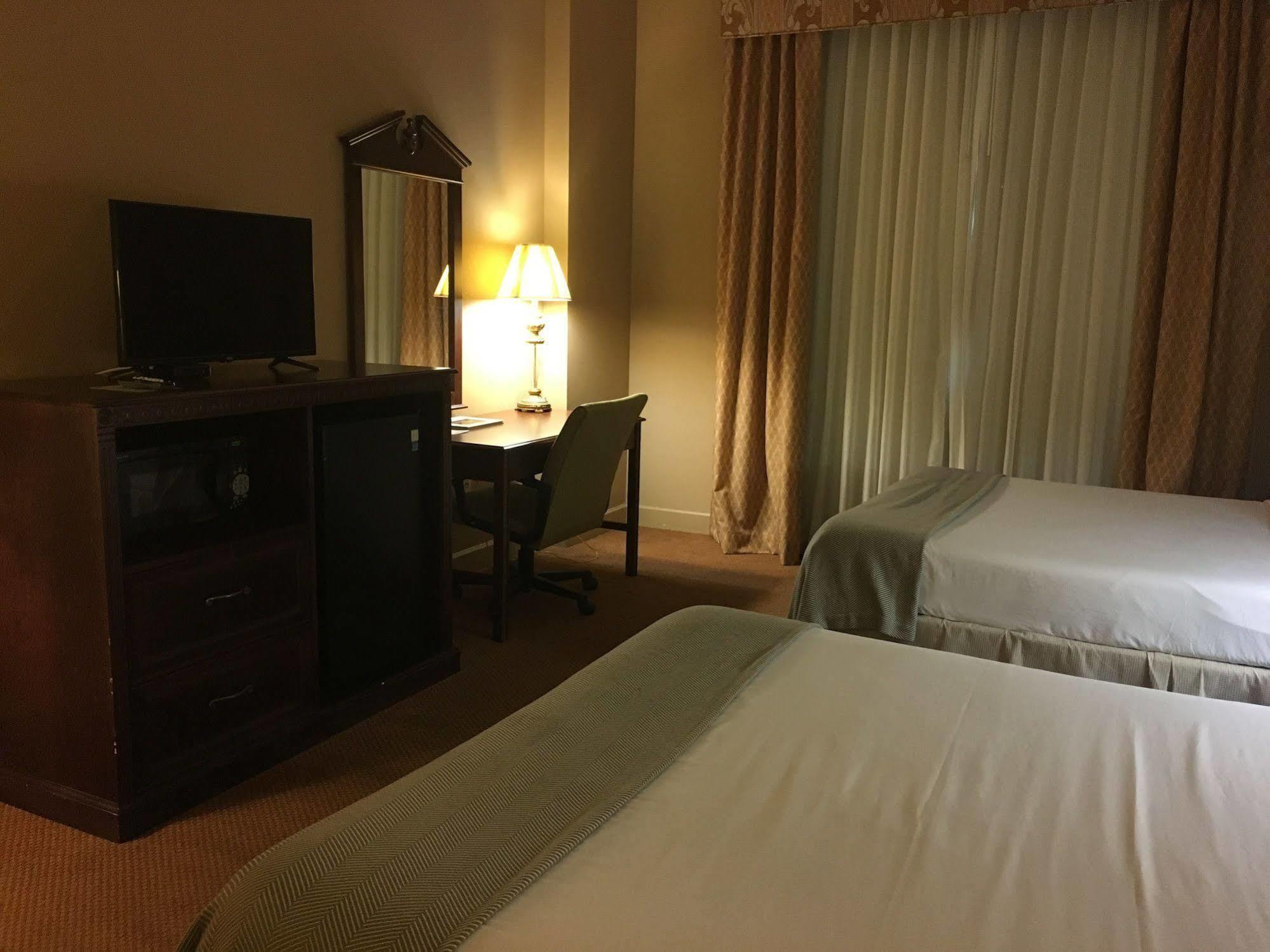 Inn On Broadway Downtown/Keeneland/Medical Center 렉싱턴 외부 사진