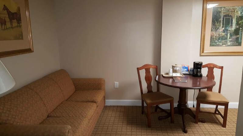 Inn On Broadway Downtown/Keeneland/Medical Center 렉싱턴 외부 사진